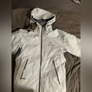 ARCTERYX SIZE 2XL SHELL INSULATED JACKET ETHER